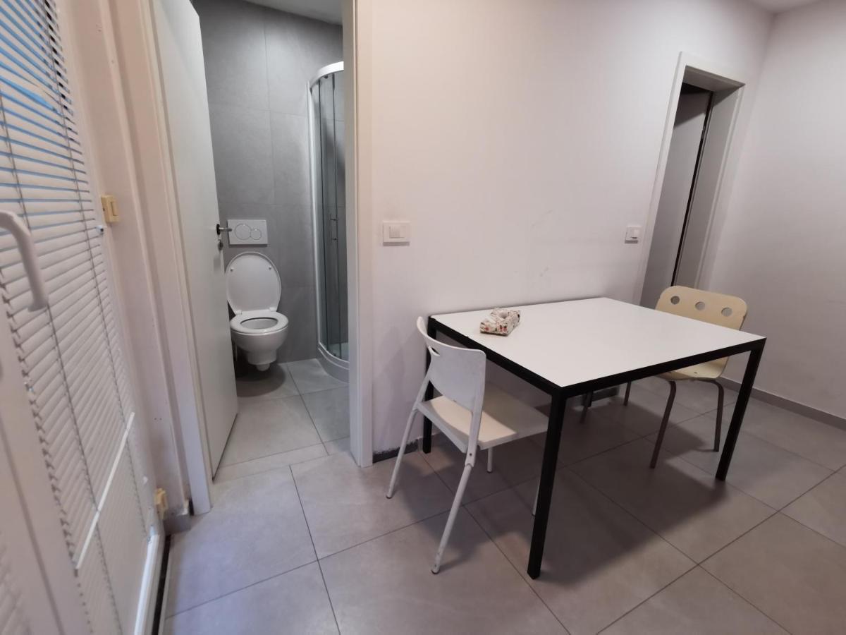 Simbol Rooms With Free Private Parking 류블랴나 외부 사진