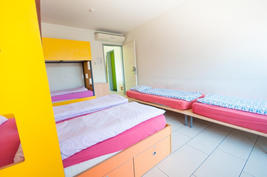 Simbol Rooms With Free Private Parking 류블랴나 객실 사진