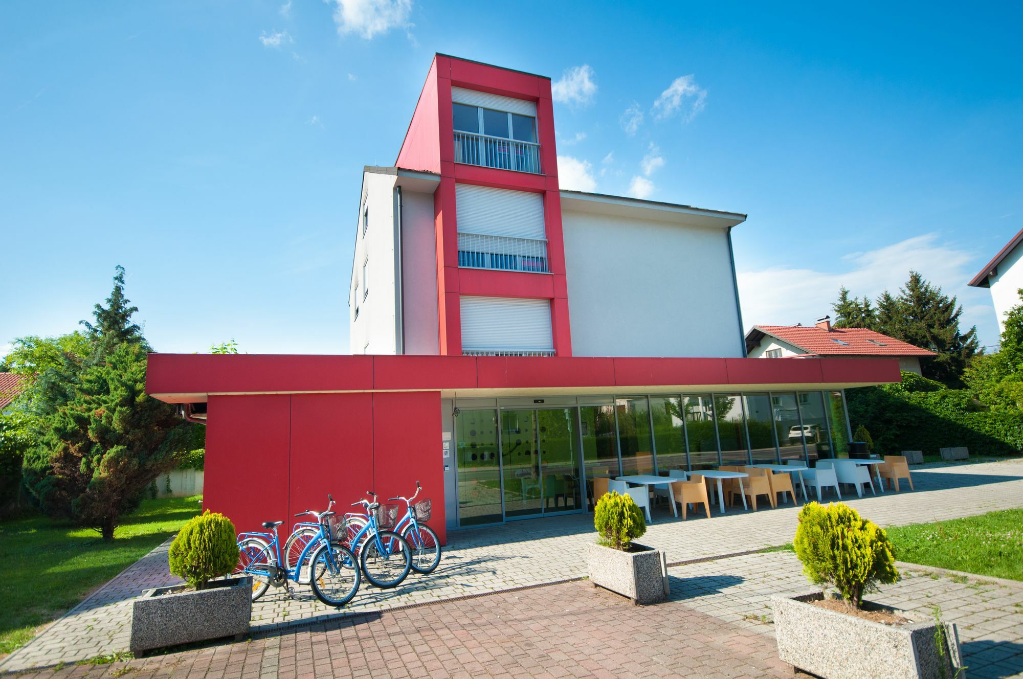 Simbol Rooms With Free Private Parking 류블랴나 외부 사진
