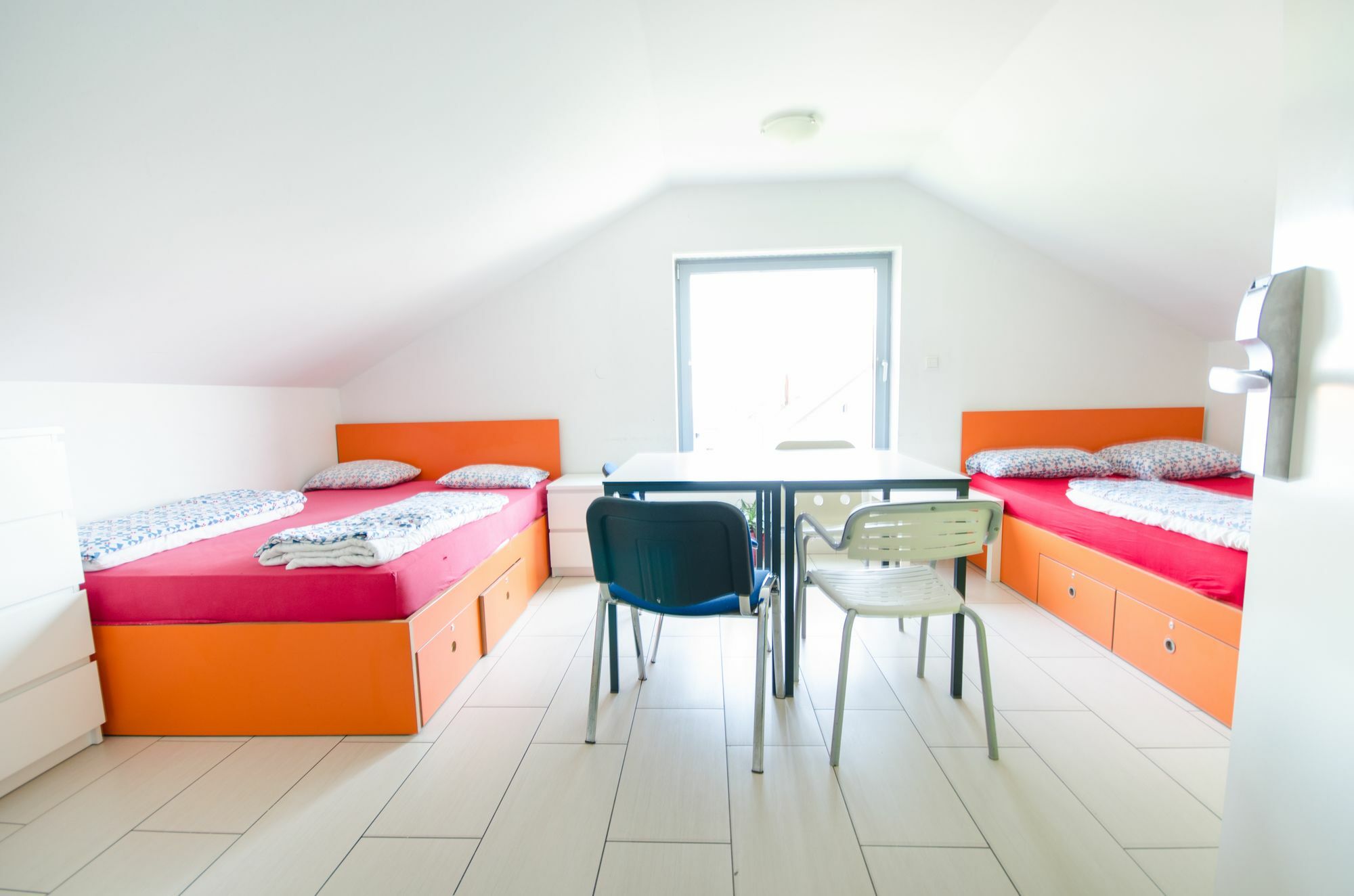 Simbol Rooms With Free Private Parking 류블랴나 외부 사진