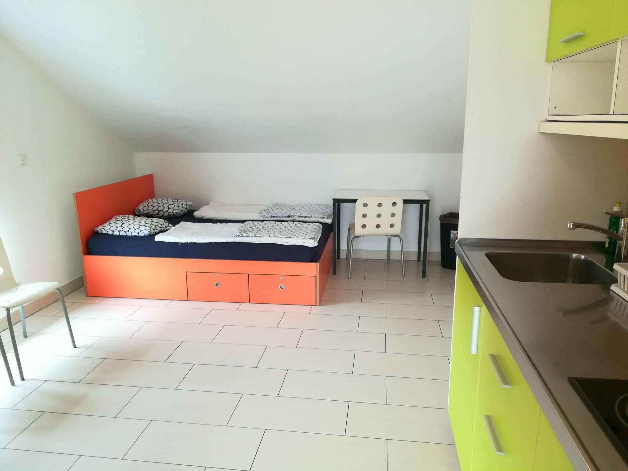 Simbol Rooms With Free Private Parking 류블랴나 외부 사진