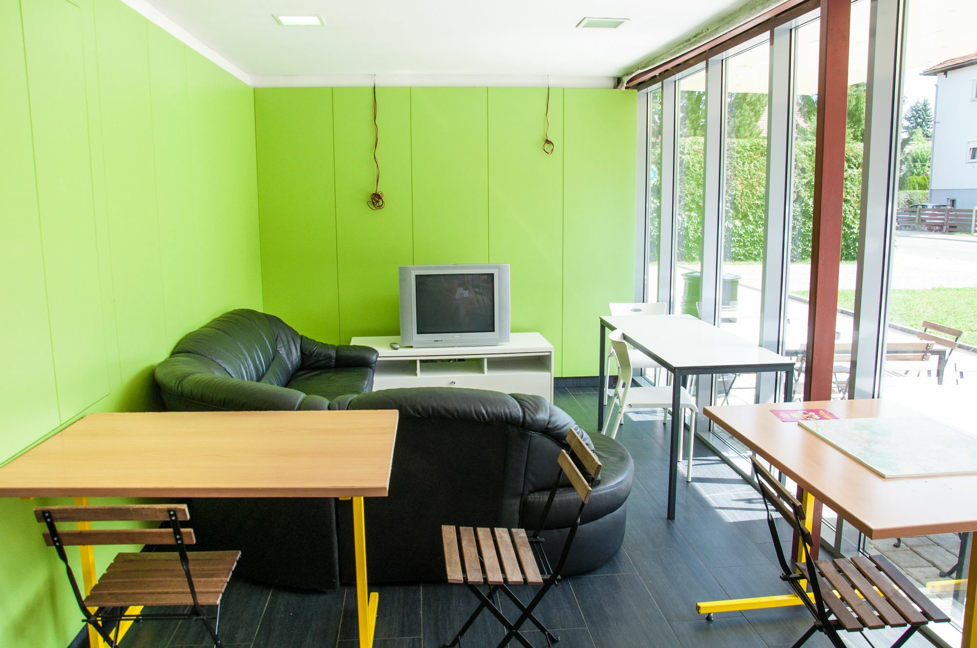 Simbol Rooms With Free Private Parking 류블랴나 외부 사진