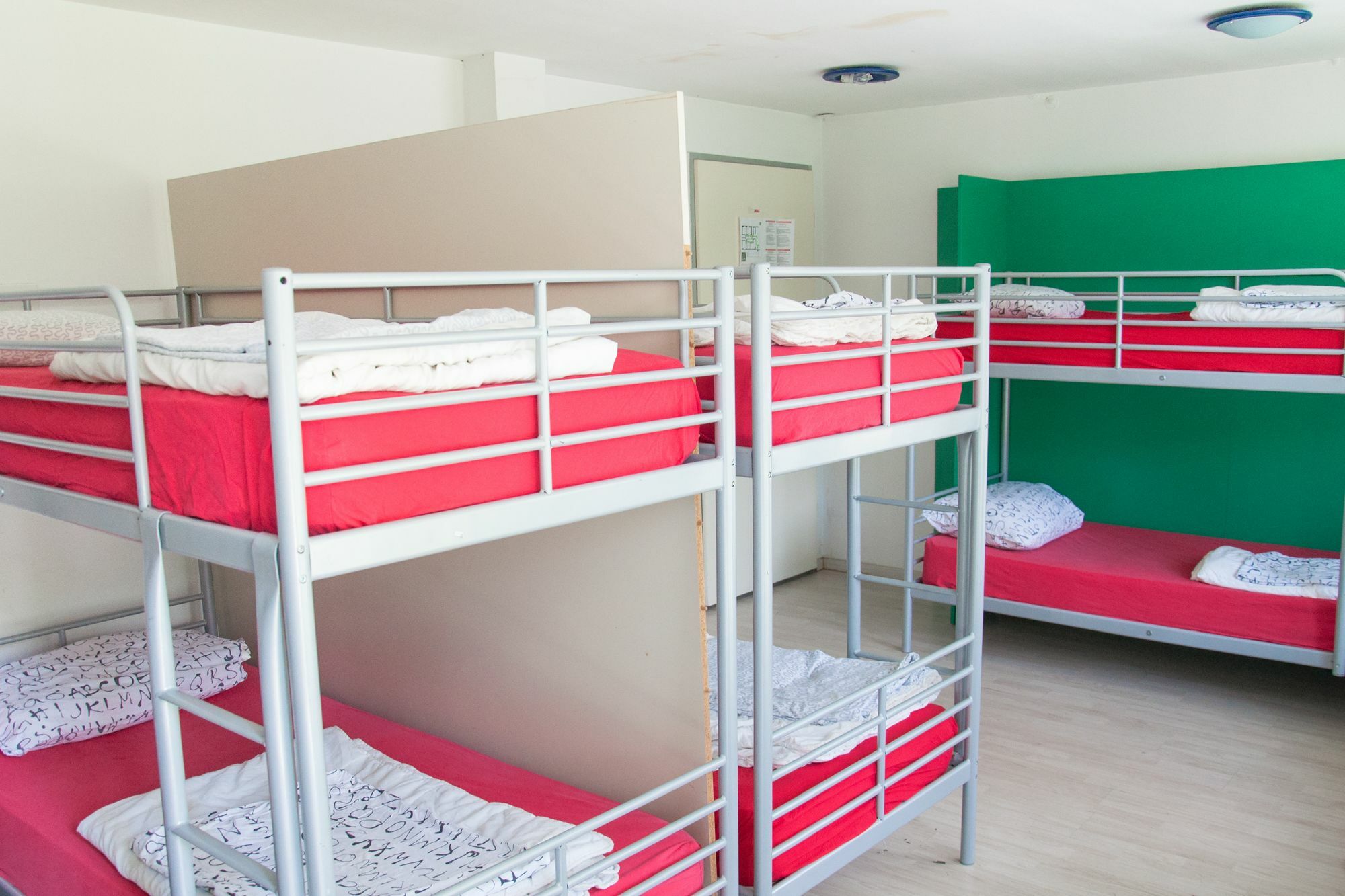 Simbol Rooms With Free Private Parking 류블랴나 외부 사진
